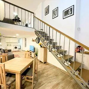Apartamento Victoria Eugenia Duplex, Málaga